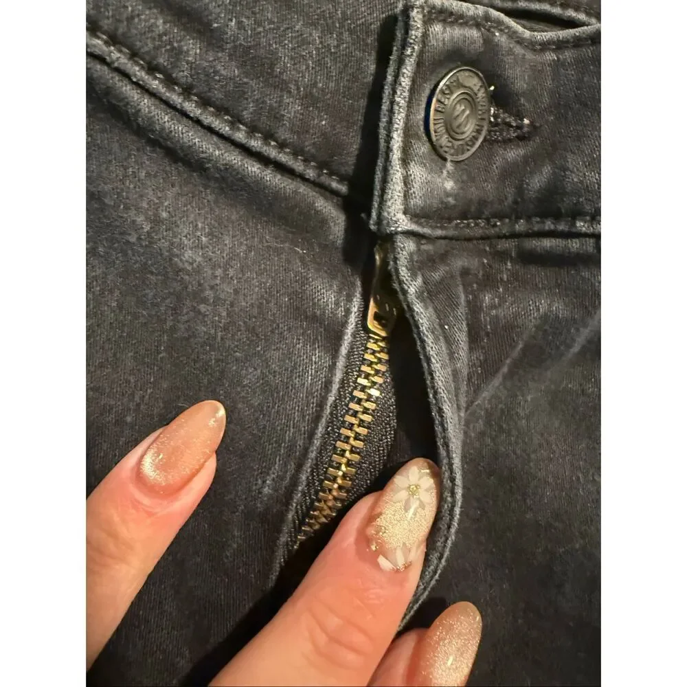 MOTHER DENIM RASCAL ANKLE SNIPPET - BLACKBIRD